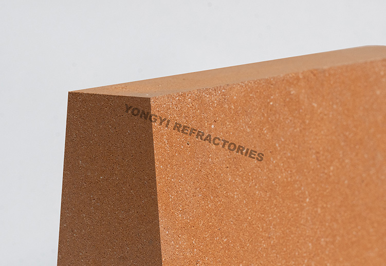 Lightweight Clay Bricks